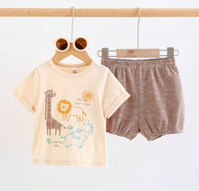 Load image into Gallery viewer, Giraffe Boy Shorts Set
