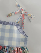 Load image into Gallery viewer, Plaid Floral Shorts Set
