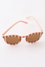 Load image into Gallery viewer, Retro Round Sunglasses

