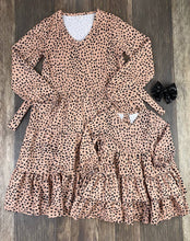 Load image into Gallery viewer, Mommy &amp; Me Leopard Dress / Onesie
