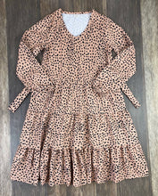 Load image into Gallery viewer, Mommy &amp; Me Leopard Dress / Onesie
