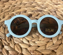 Load image into Gallery viewer, Kids Round Boy / Girl Sunnies
