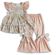 Load image into Gallery viewer, Pumpkin Ruffle Bell Bottom Set
