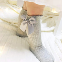 Load image into Gallery viewer, Knee  Socks
